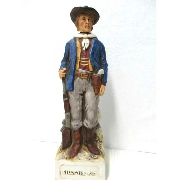 Vintage Billy The Kid Whiskey Decanter McCormick Distillery Gunfighter Series - Picture 1 of 6